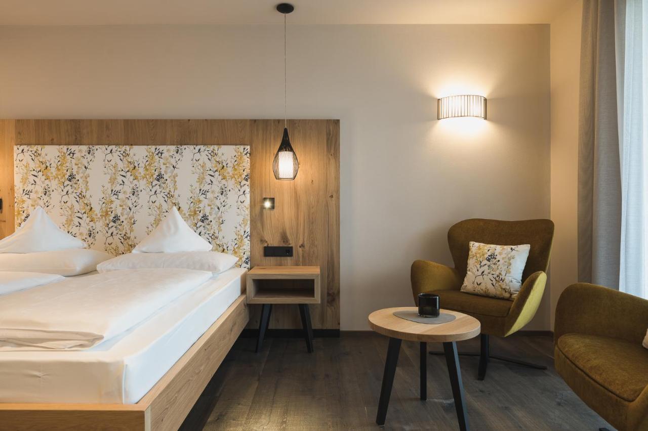Hotel Landsitz Stroblhof Tirolo Esterno foto