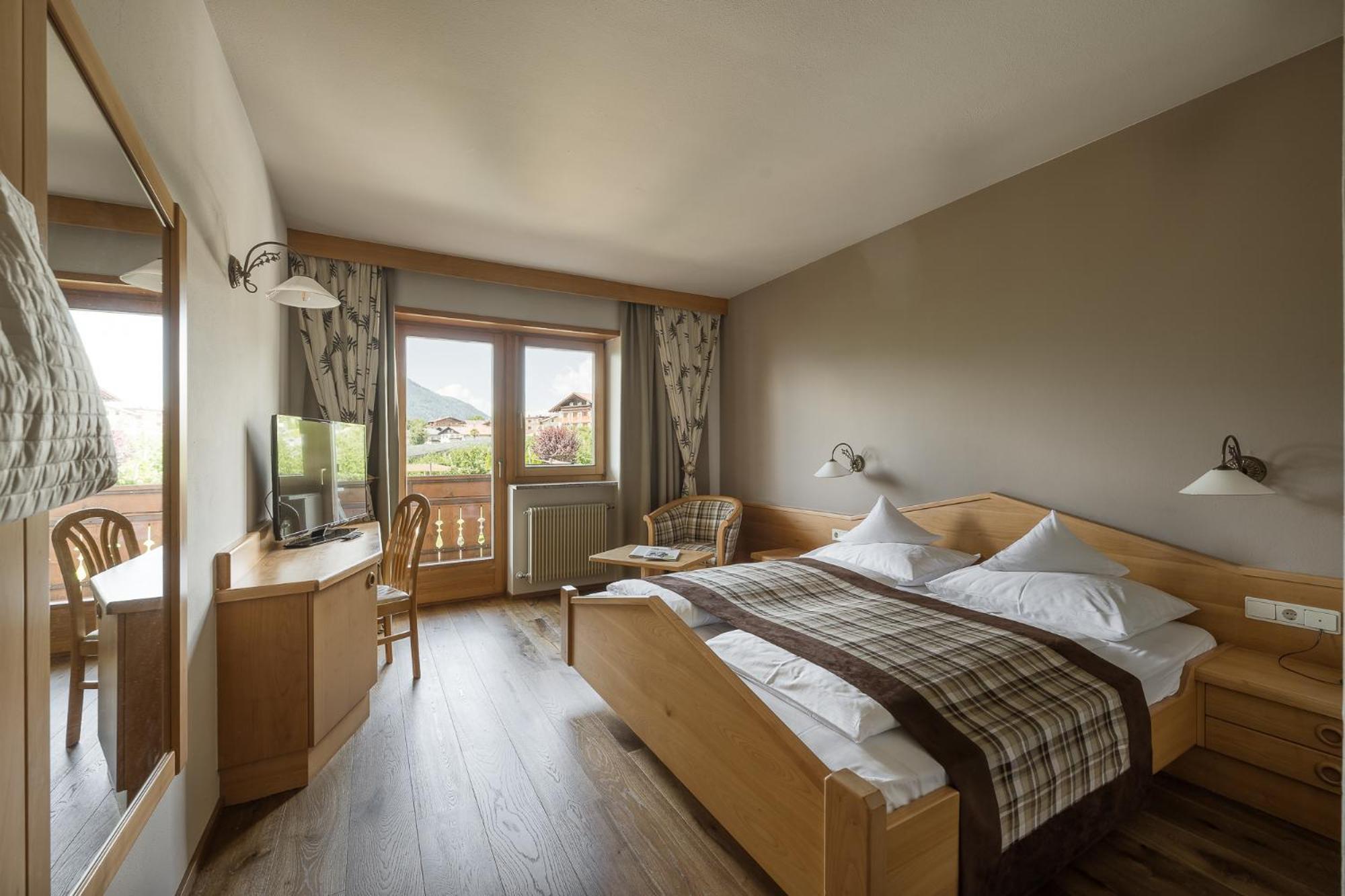 Hotel Landsitz Stroblhof Tirolo Esterno foto