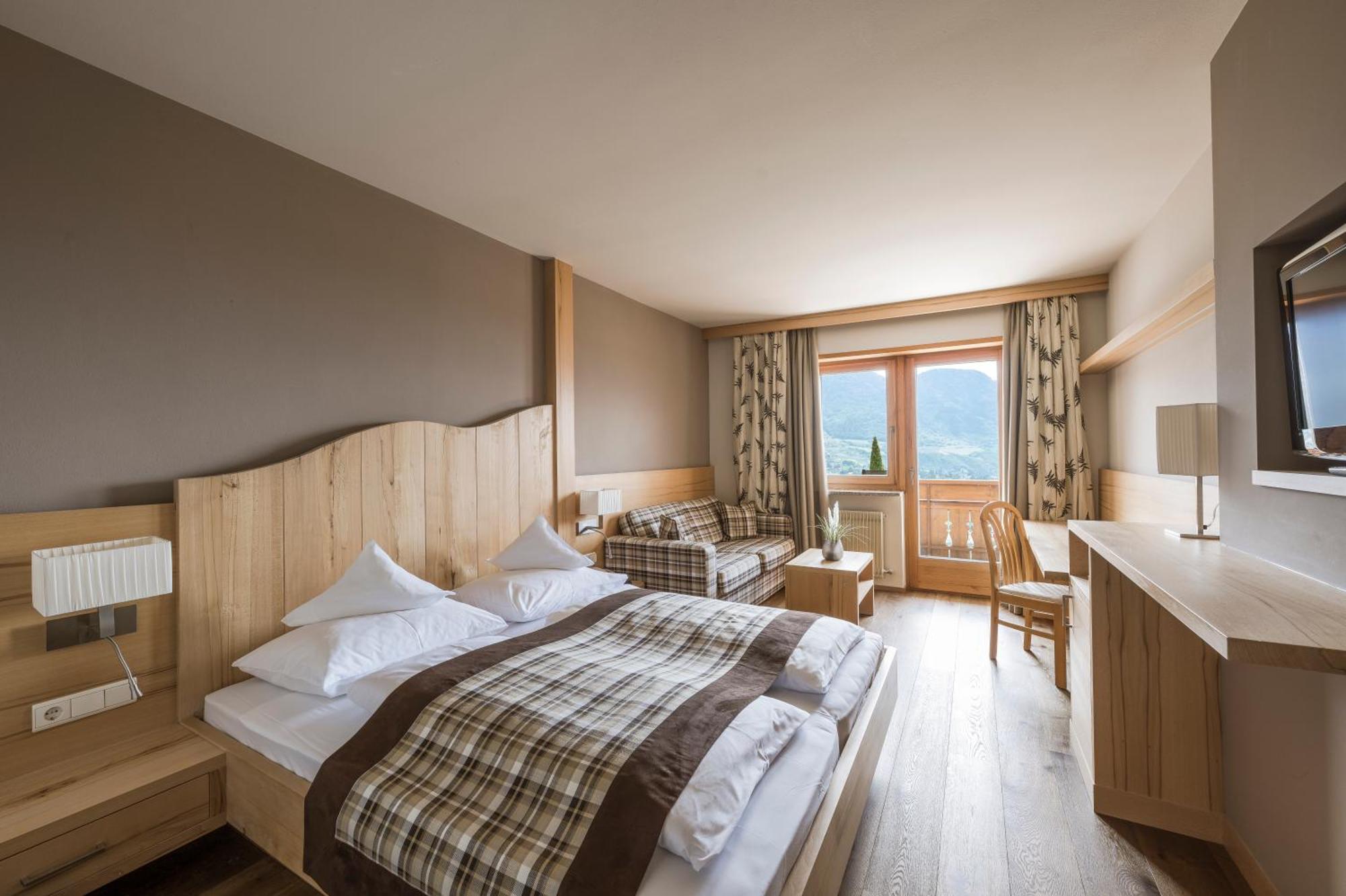 Hotel Landsitz Stroblhof Tirolo Esterno foto